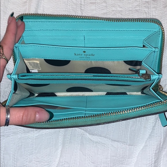 Kate Spade Wallet - Picture 2 of 2